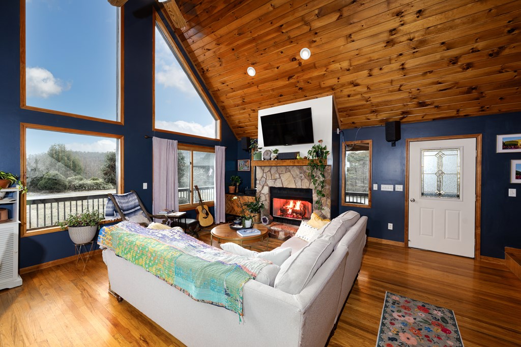 420738 Murphy Residential