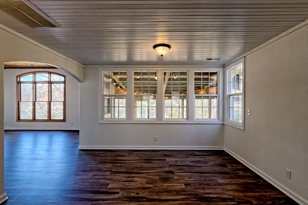 420744 Hayesville Residential