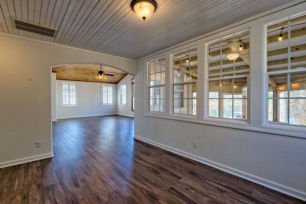 420744 Hayesville Residential