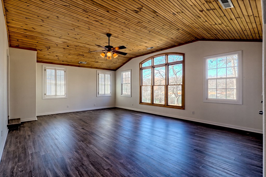 420744 Hayesville Residential