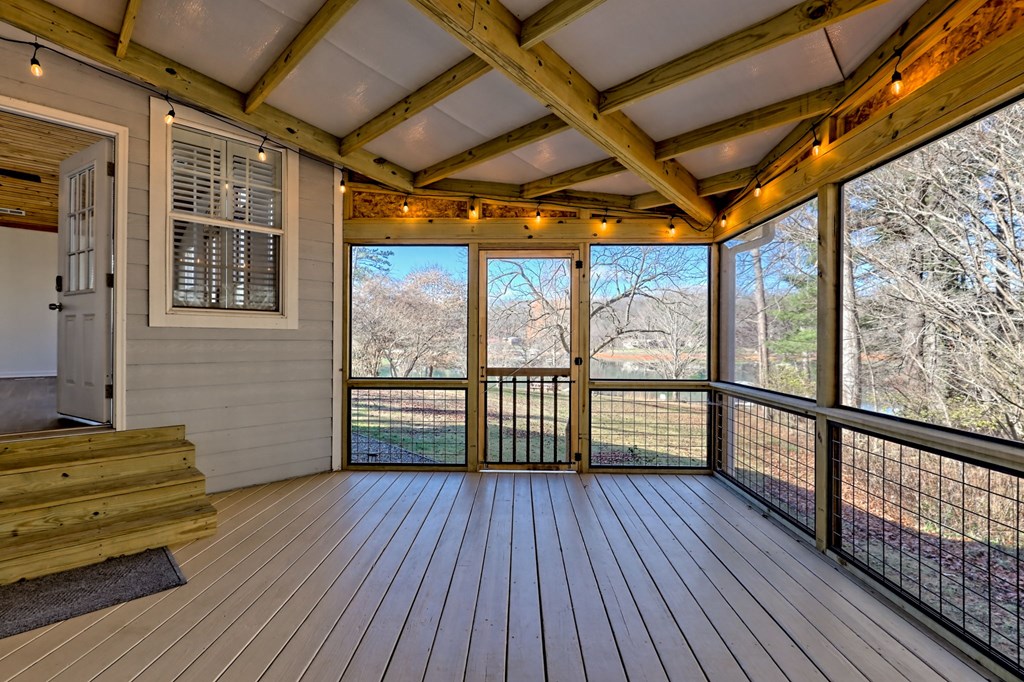 420744 Hayesville Residential