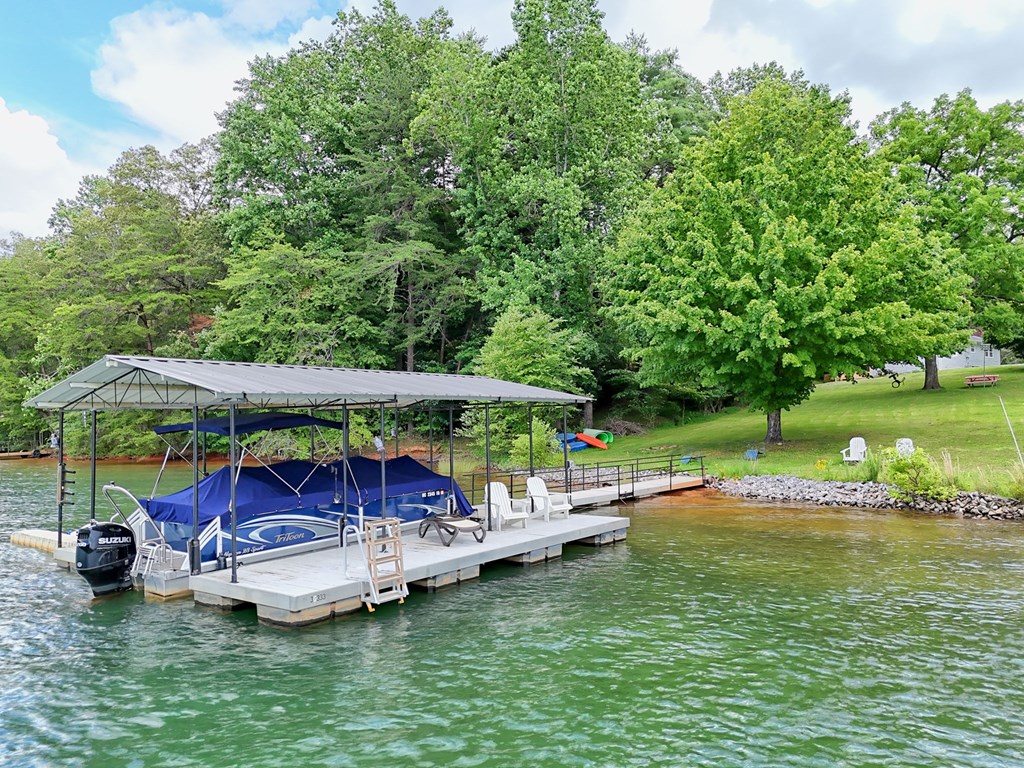 420744 Hayesville Residential