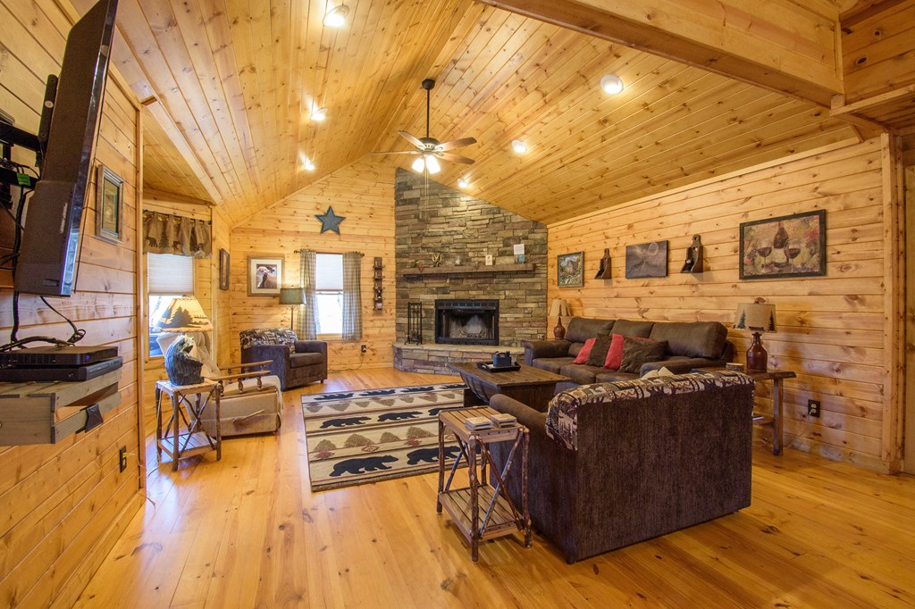 420748 Blairsville Residential