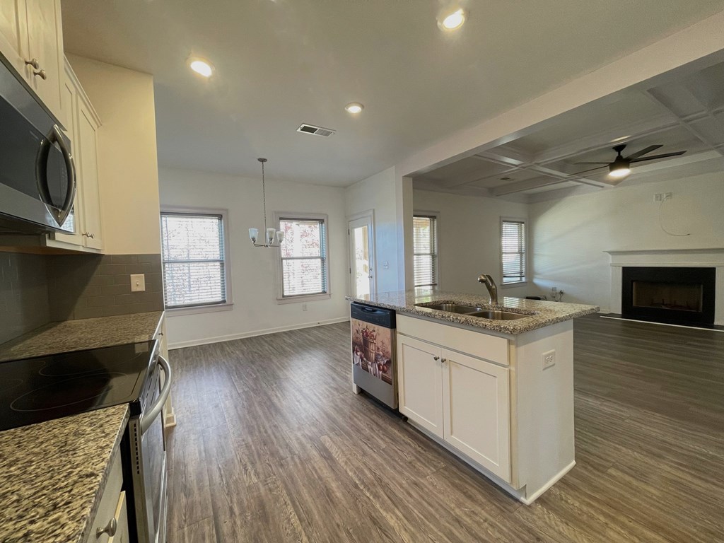 420749 Dallas Residential
