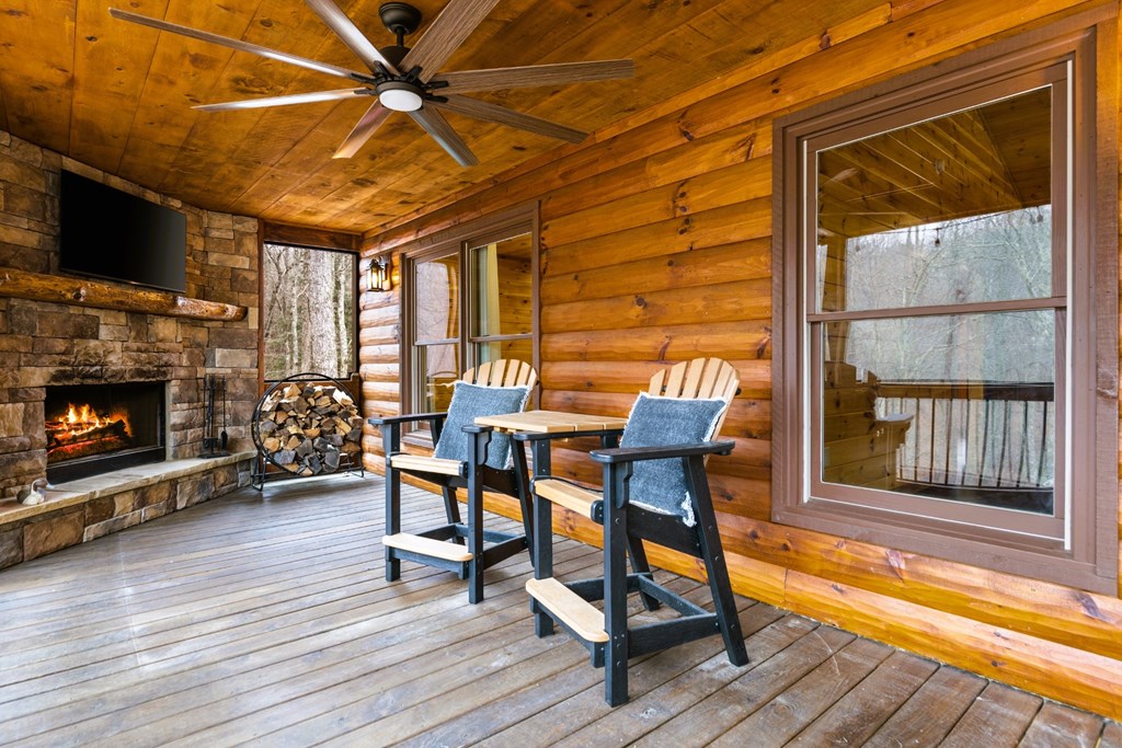 420751 Mineral Bluff Residential