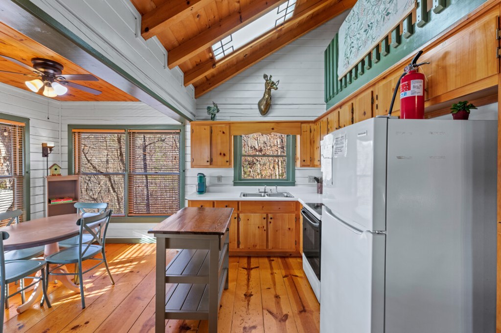 420763 Cherry Log Residential