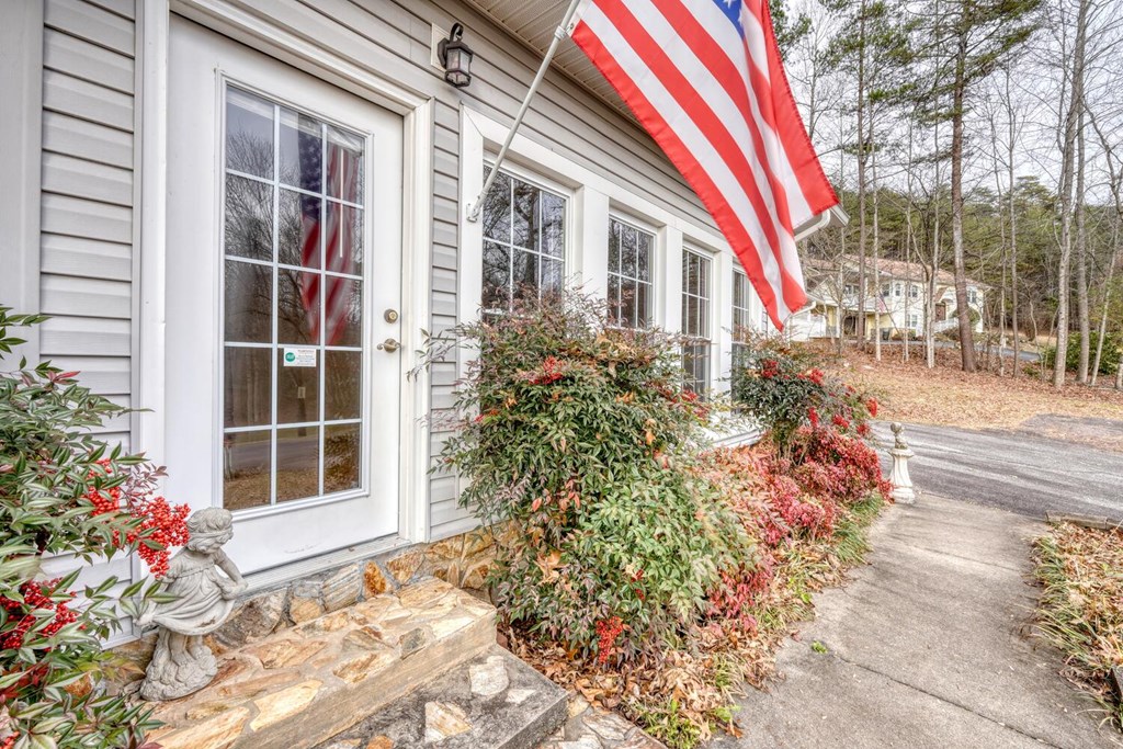 420764 Blairsville Residential