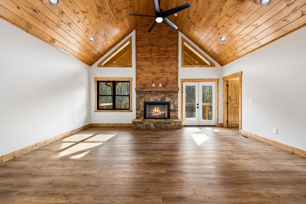 420765 East Ellijay Residential