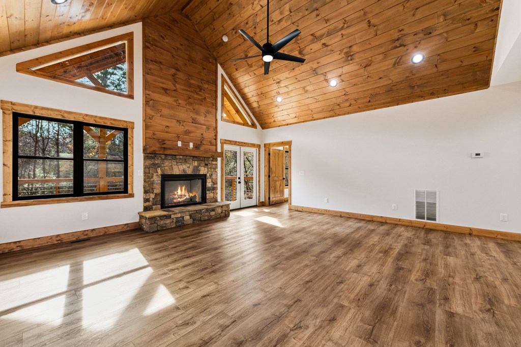 420765 East Ellijay Residential