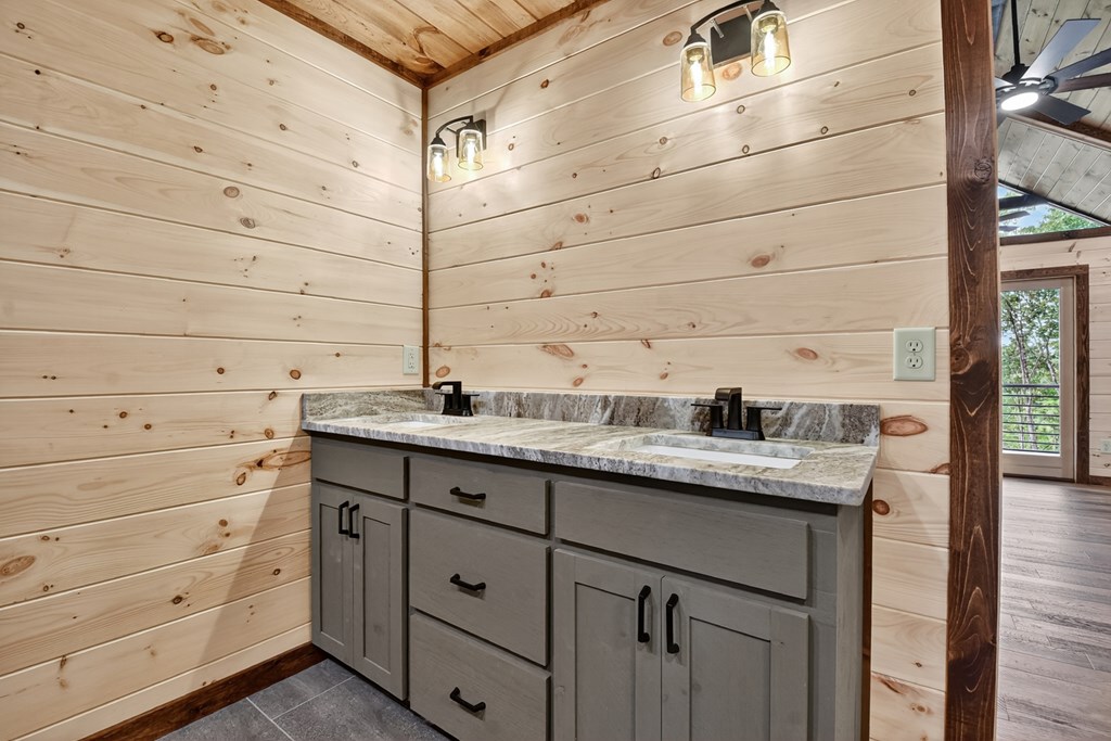 420767 Morganton Residential