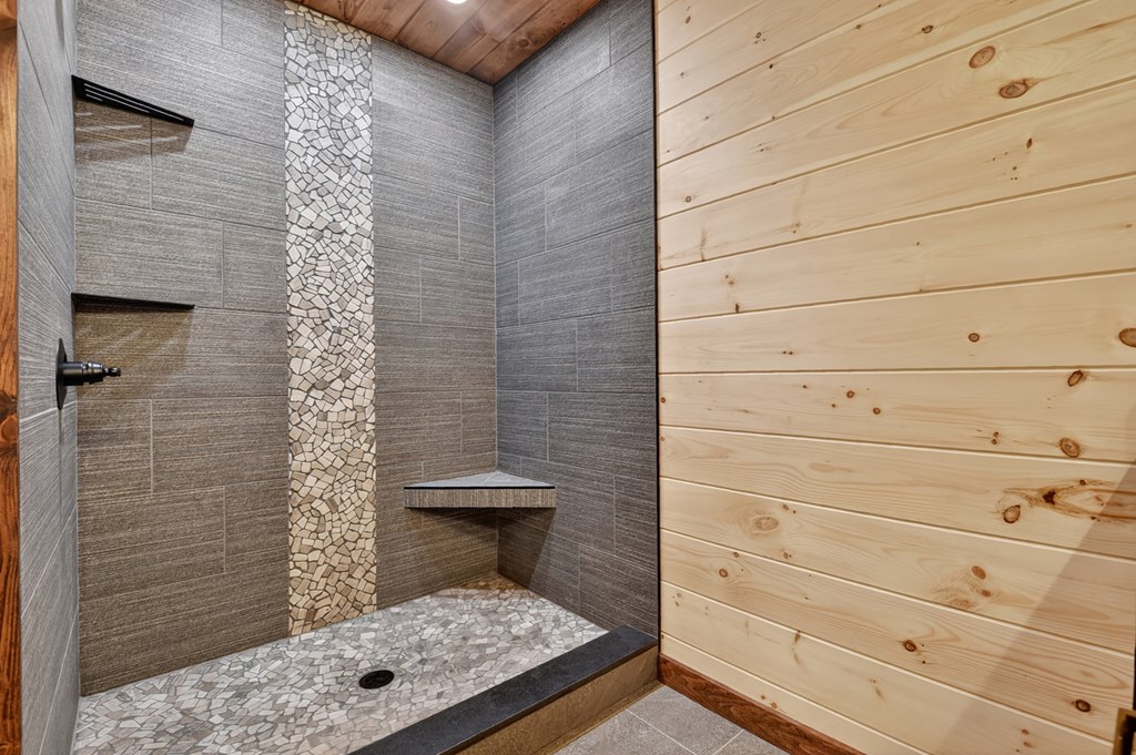 420767 Morganton Residential