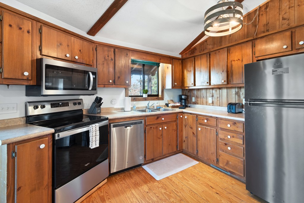 420768 Blue Ridge Residential