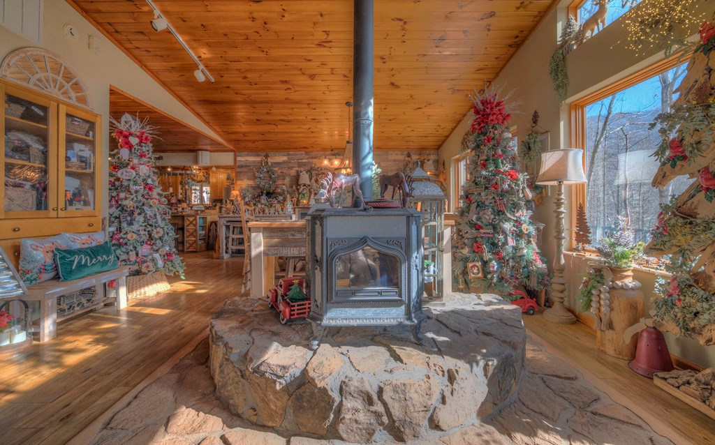 420771 Hiawassee Residential