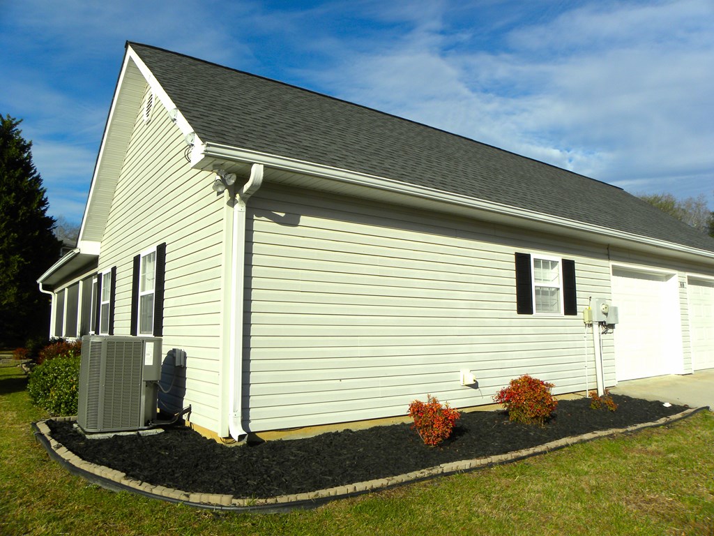 420775 Blue Ridge Residential