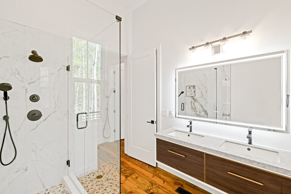 420786 Blue Ridge Residential