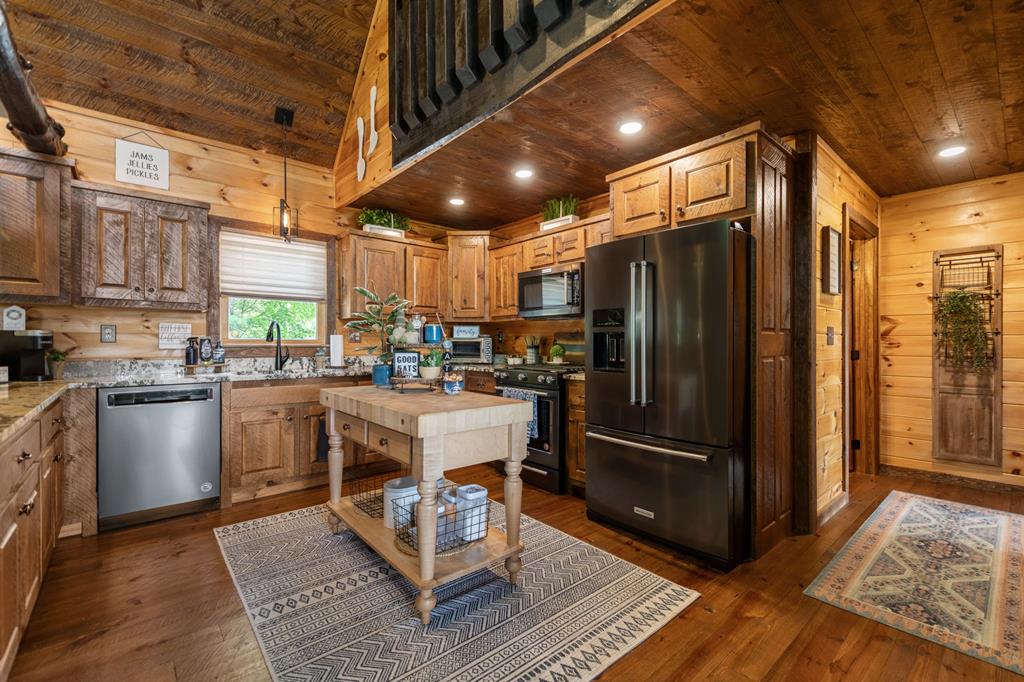 420791 Blue Ridge Residential