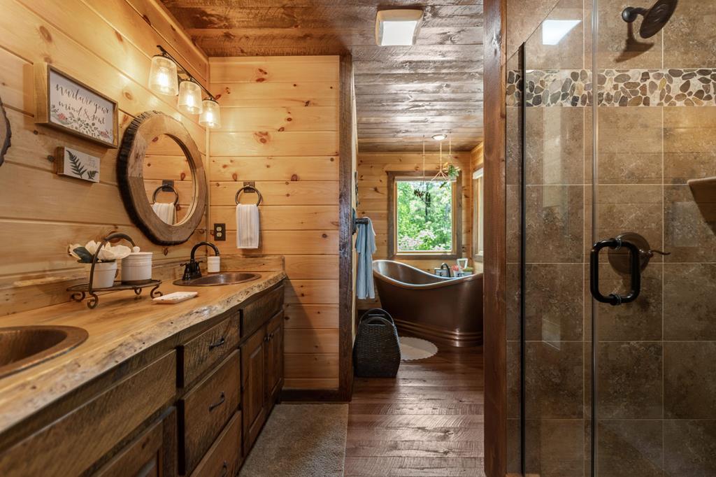 420791 Blue Ridge Residential