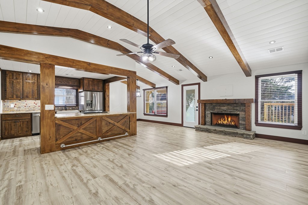 420796 Talking Rock Residential