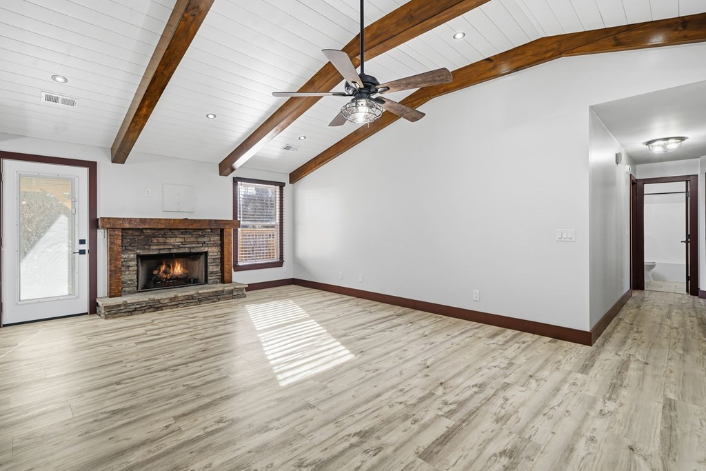 420796 Talking Rock Residential