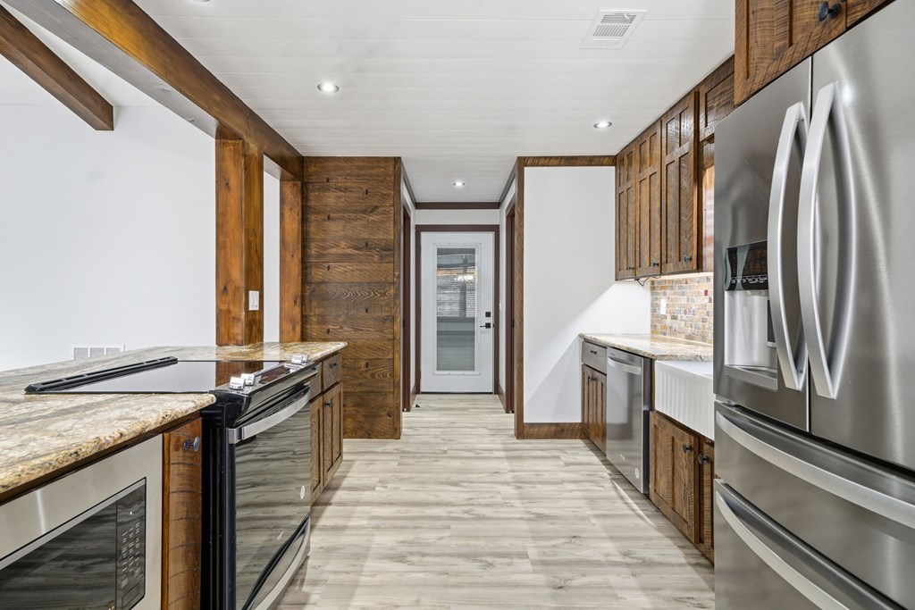 420796 Talking Rock Residential