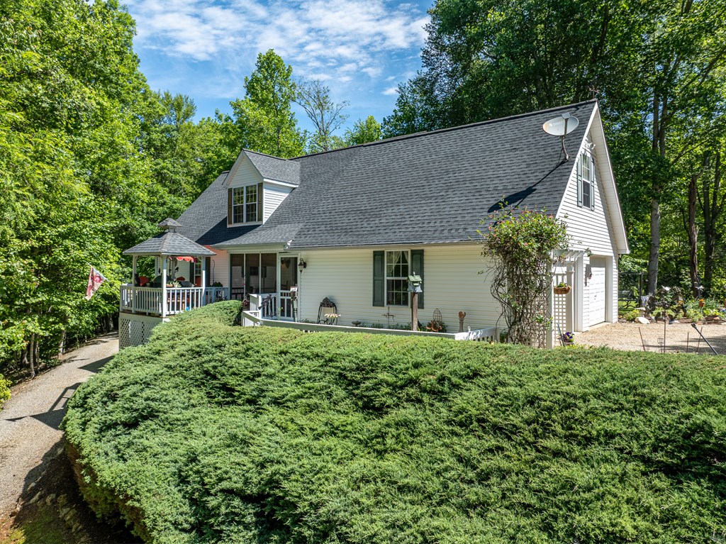 420803 Blairsville Residential