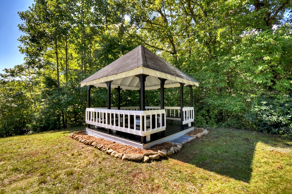 420815 Blairsville Residential