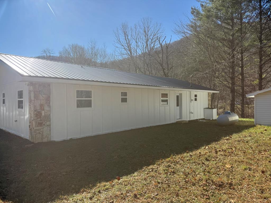 420815 Blairsville Residential