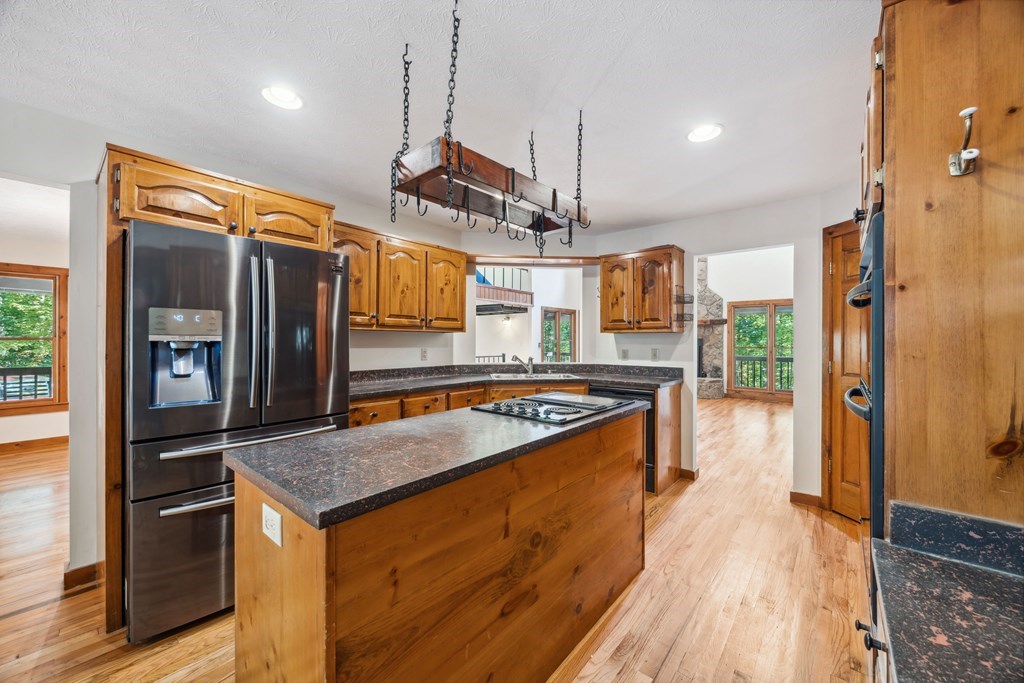 420816 Epworth Residential