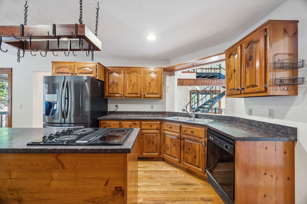 420816 Epworth Residential