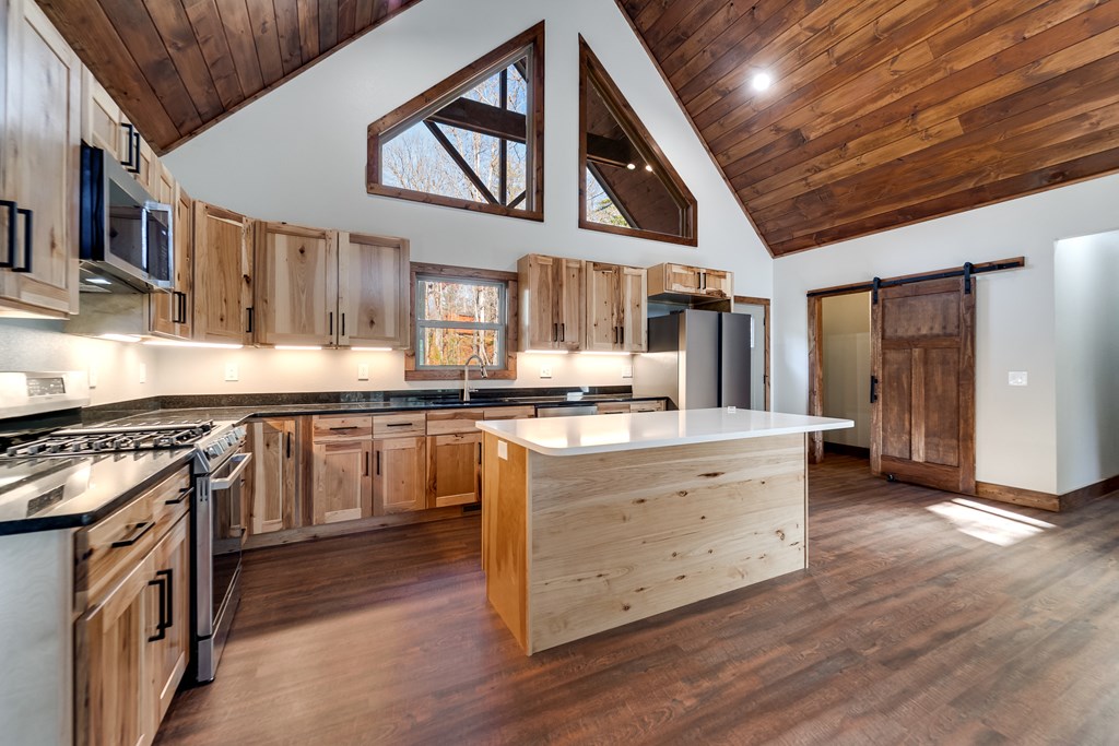 420819 Murphy Residential