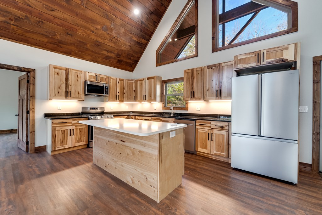 420819 Murphy Residential