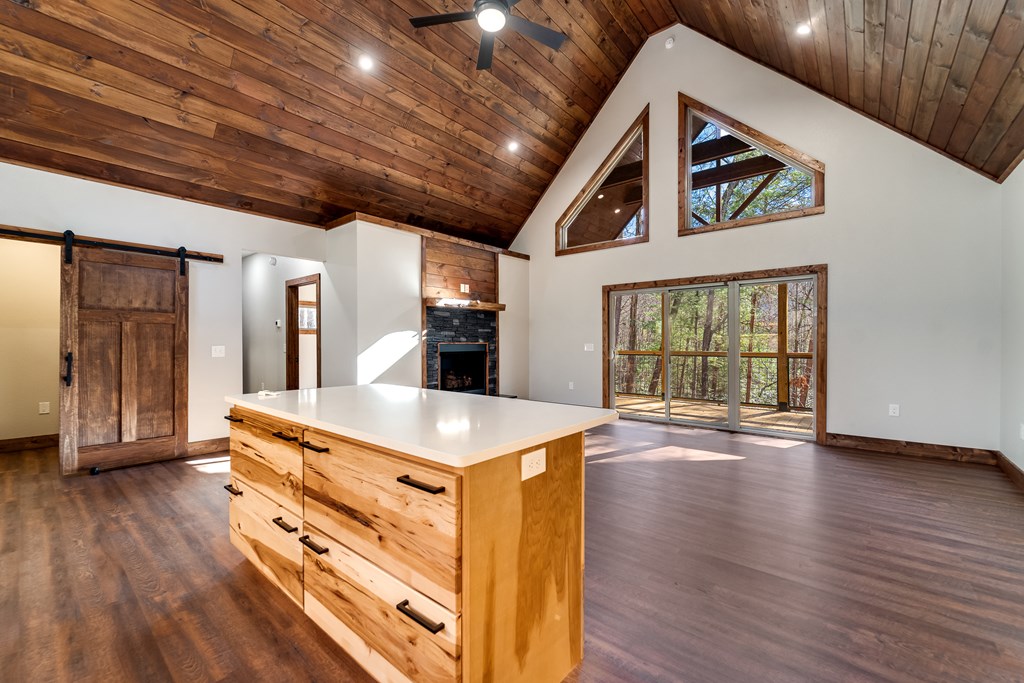 420819 Murphy Residential