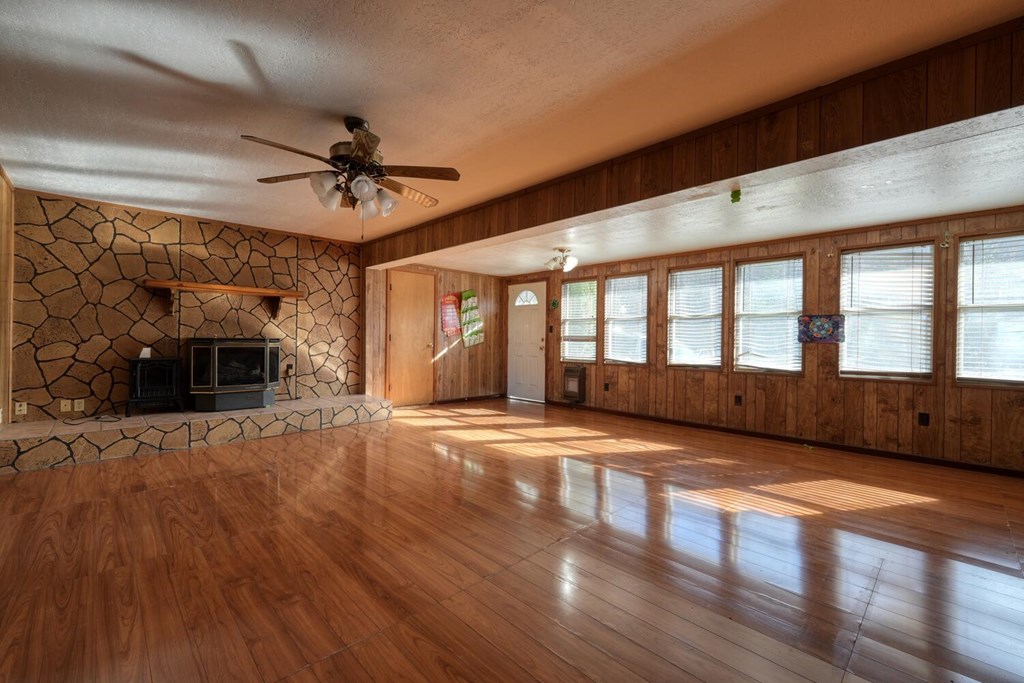 420824 Blairsville Residential