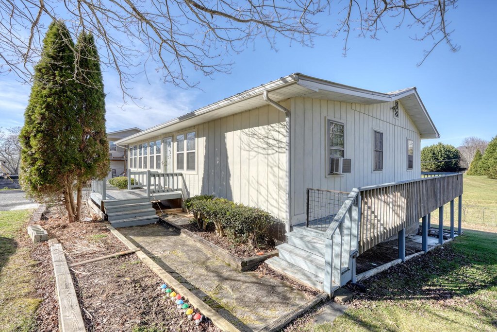 420824 Blairsville Residential