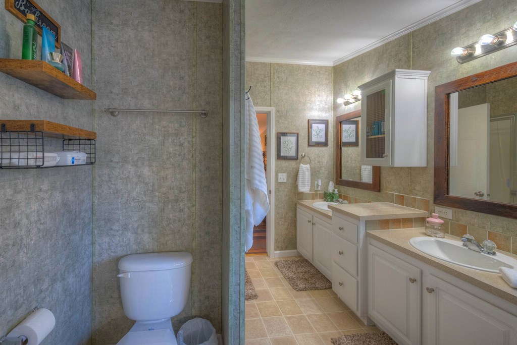 420828 Murphy Residential