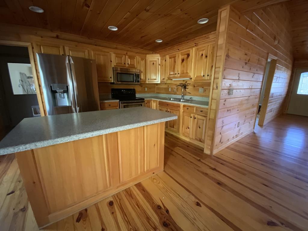 420829 Ellijay Residential