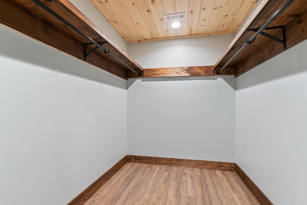 420837 Mineral Bluff Residential