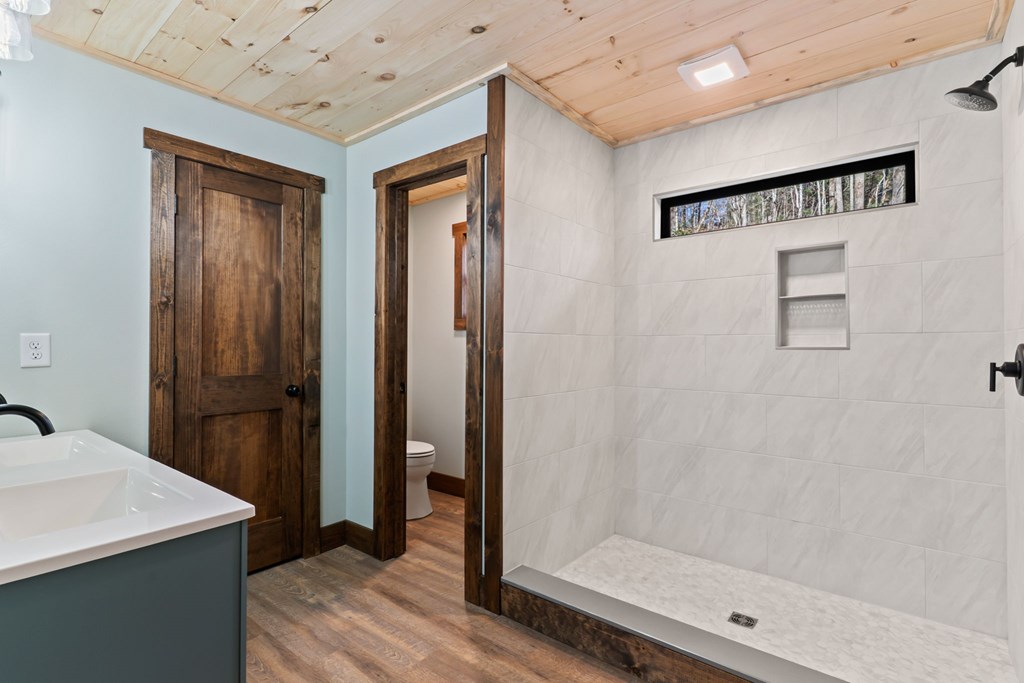 420837 Mineral Bluff Residential