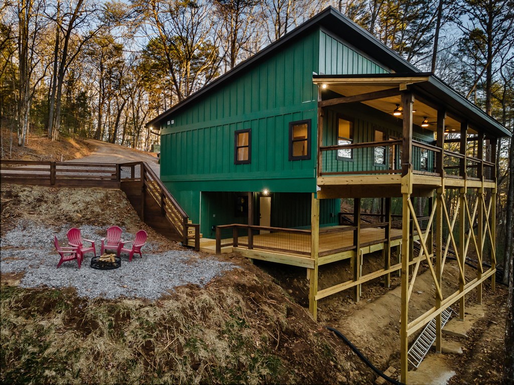 420837 Mineral Bluff Residential