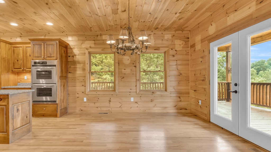 420839 Mineral Bluff Residential