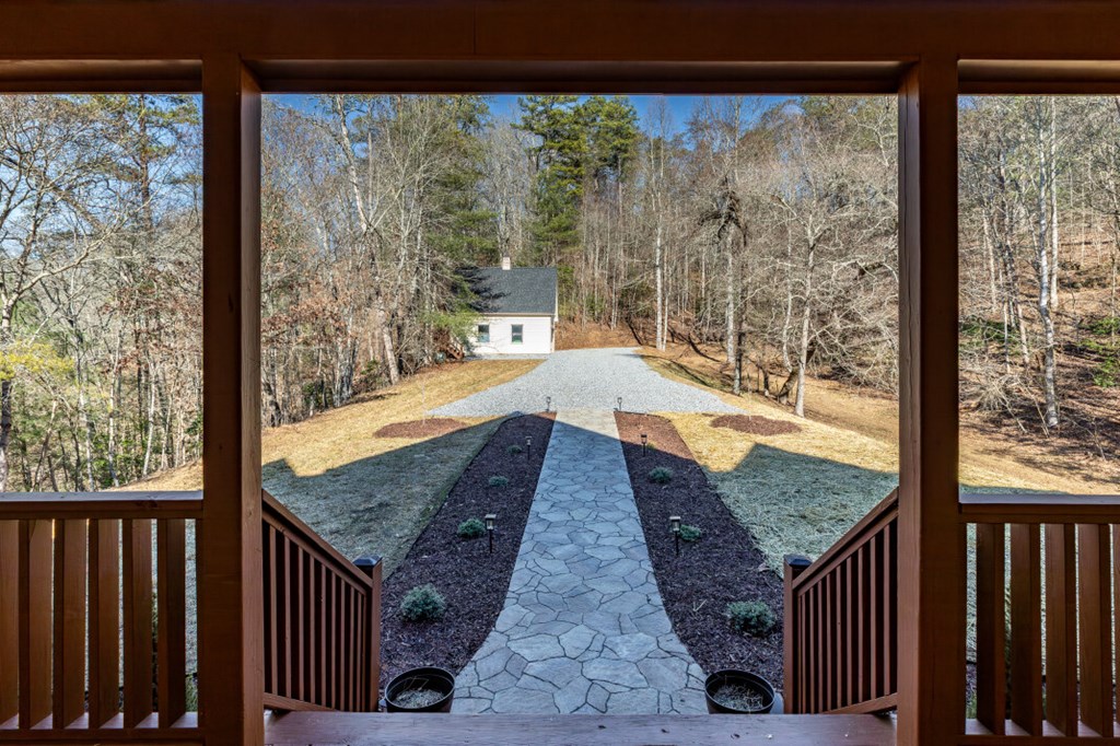 420839 Mineral Bluff Residential