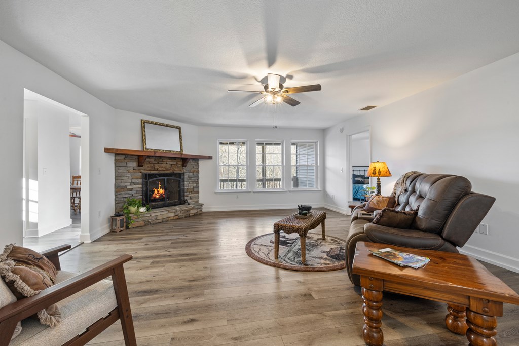 420844 Murphy Residential