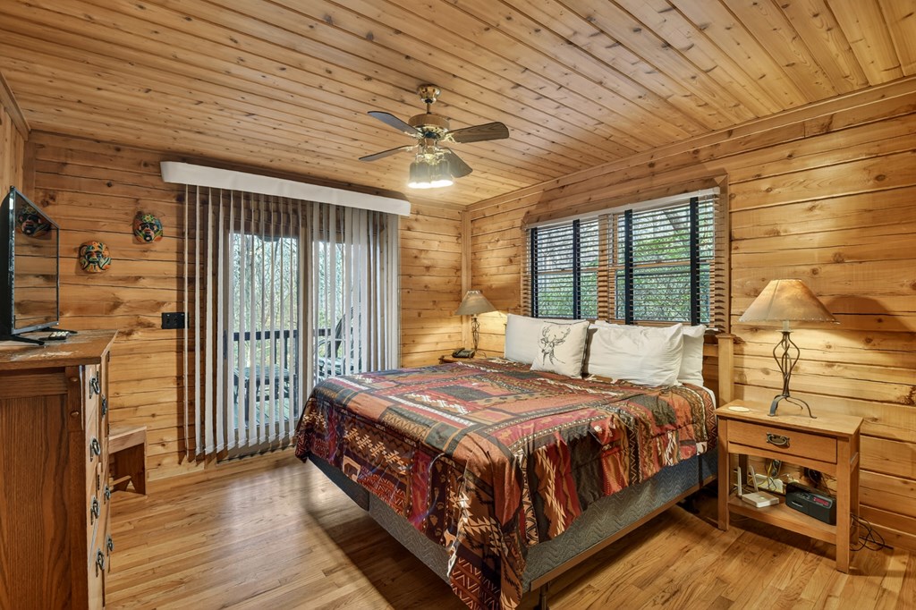 420854 Mineral Bluff Residential