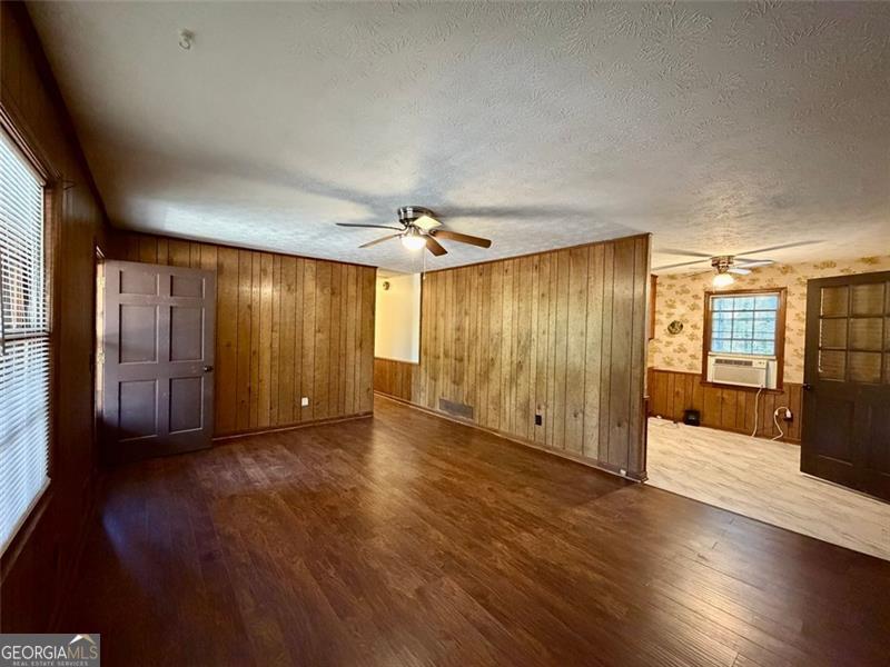 420857 Canton Residential