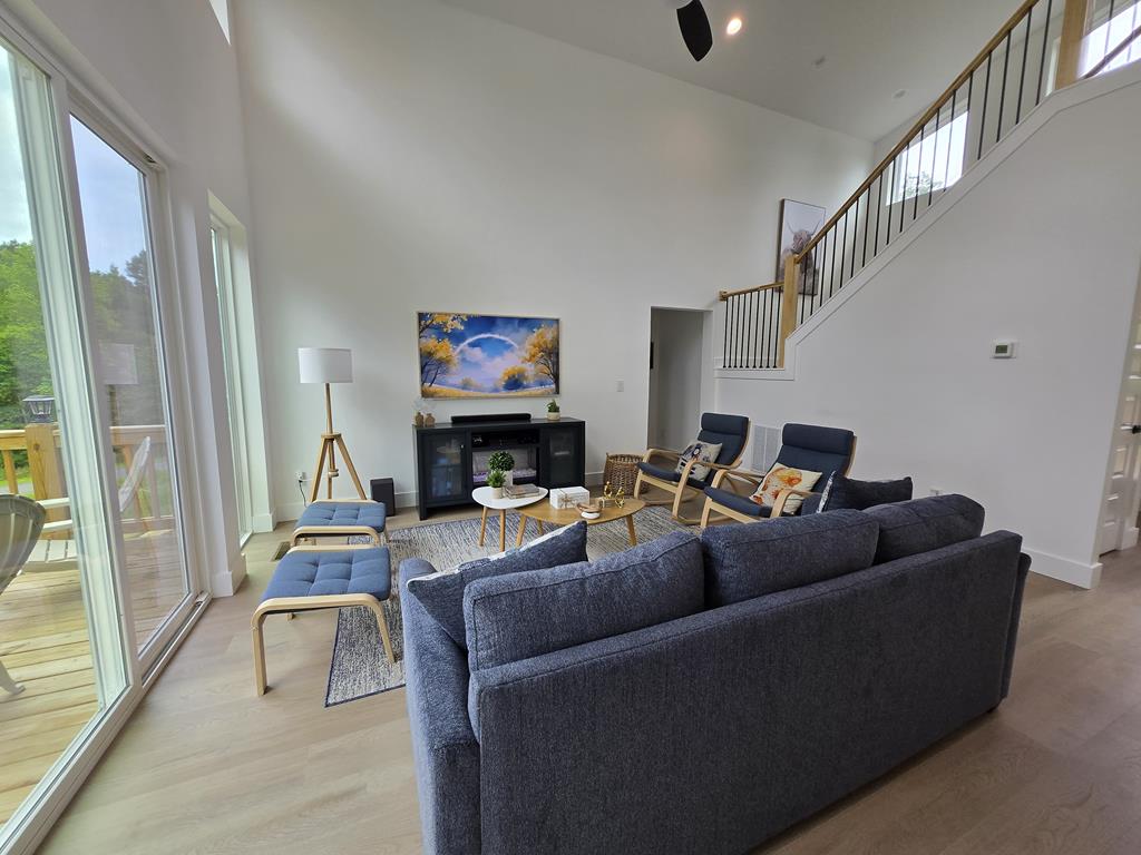 420860 Talking Rock Residential