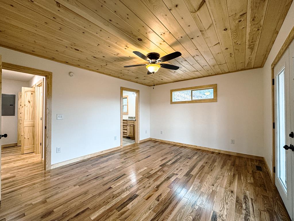 420862 Murphy Residential