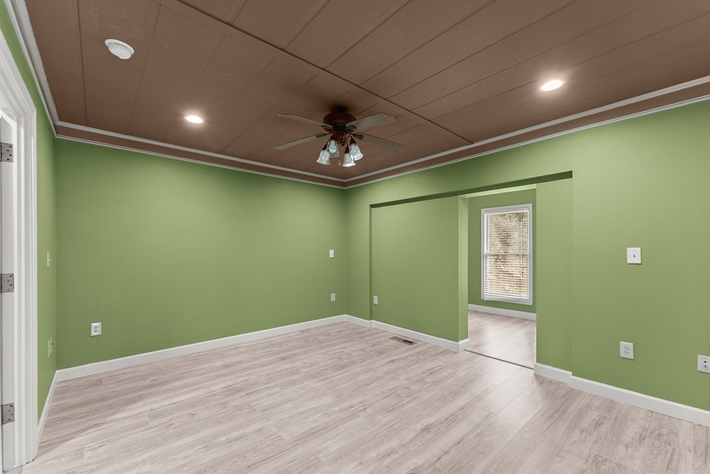 420866 Dahlonega Residential