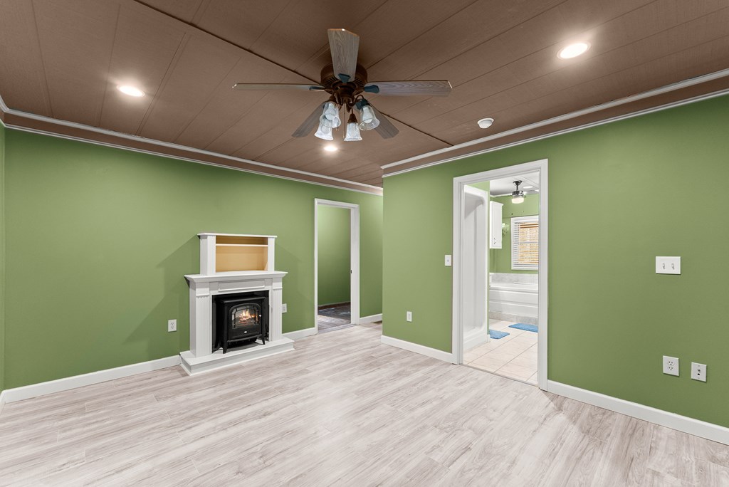 420866 Dahlonega Residential