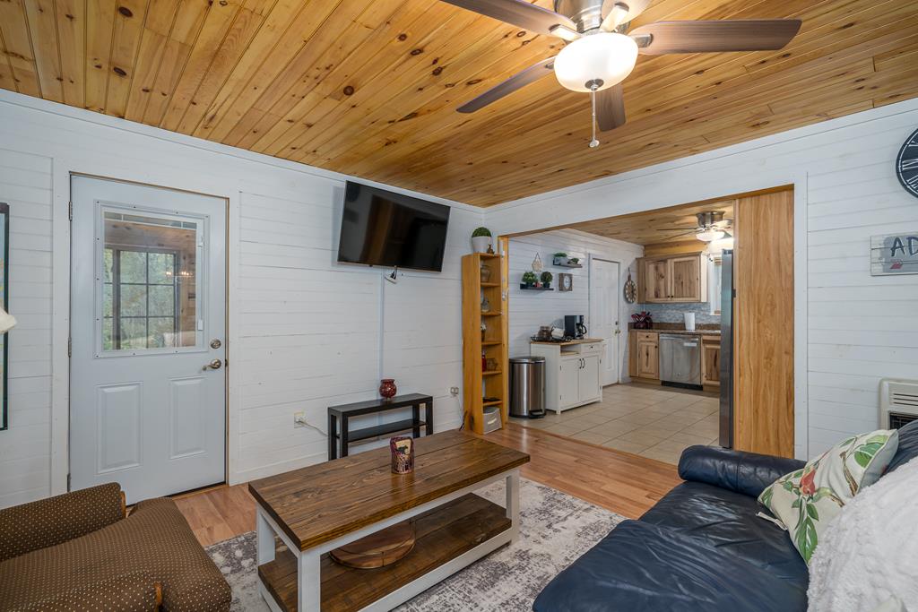 420869 Ellijay Residential