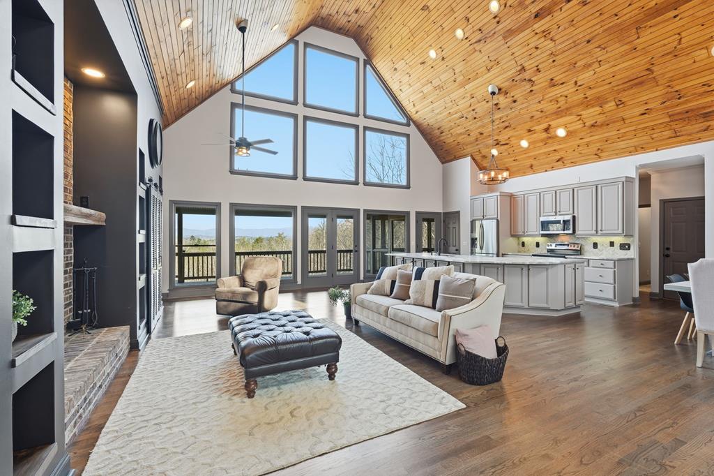 420871 Big Canoe Residential